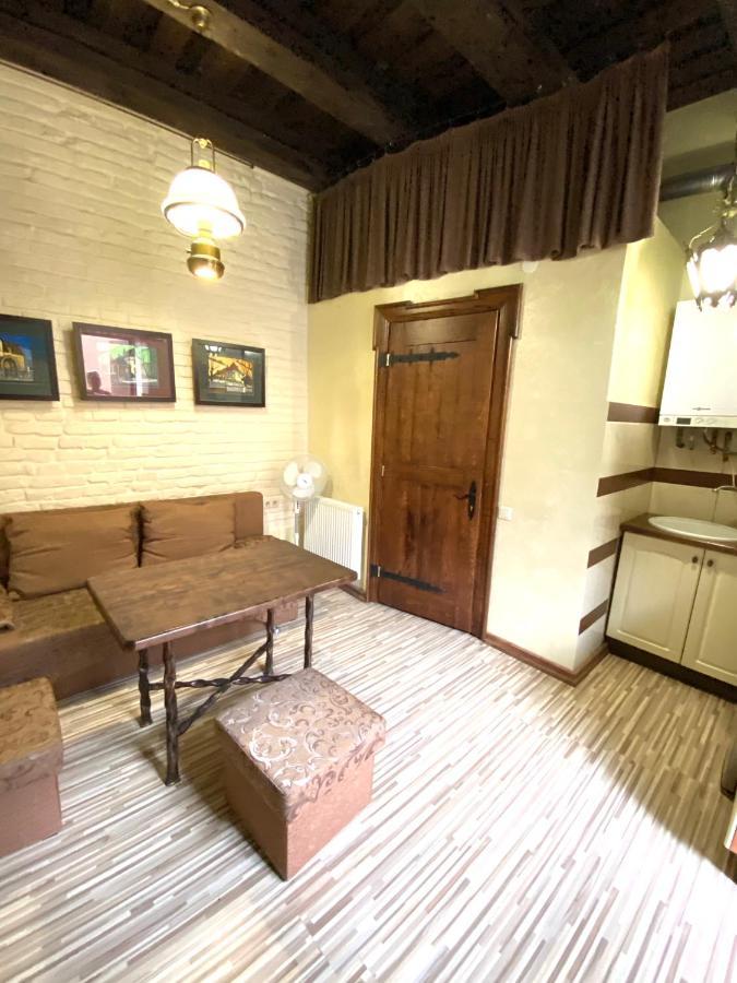 Квартира Подобово На Площі Ринок 39 Lwów Zewnętrze zdjęcie